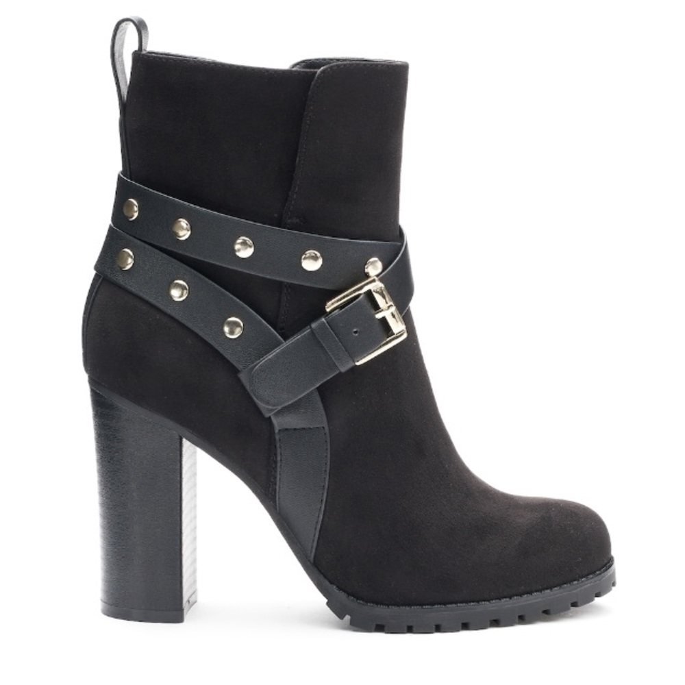 👢Brand new Apt 9 Boots👢
